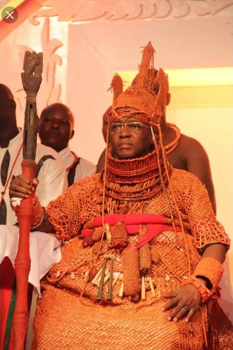 Portrait honouring the throne of the Oba of Benin
